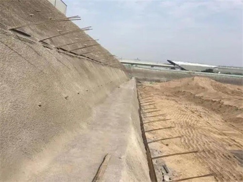 罗田河道边坡加固